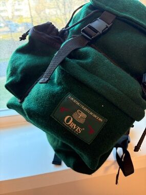 Orvis Dark Green Wool Daypack with Buckle Closures